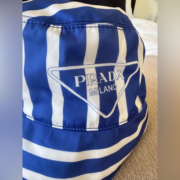 Prada recycled nylon bucket hat - Picture 2 of 5